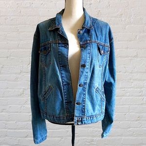 LEVI STRAUSS DENIM TRUCKER JEAN JACKET